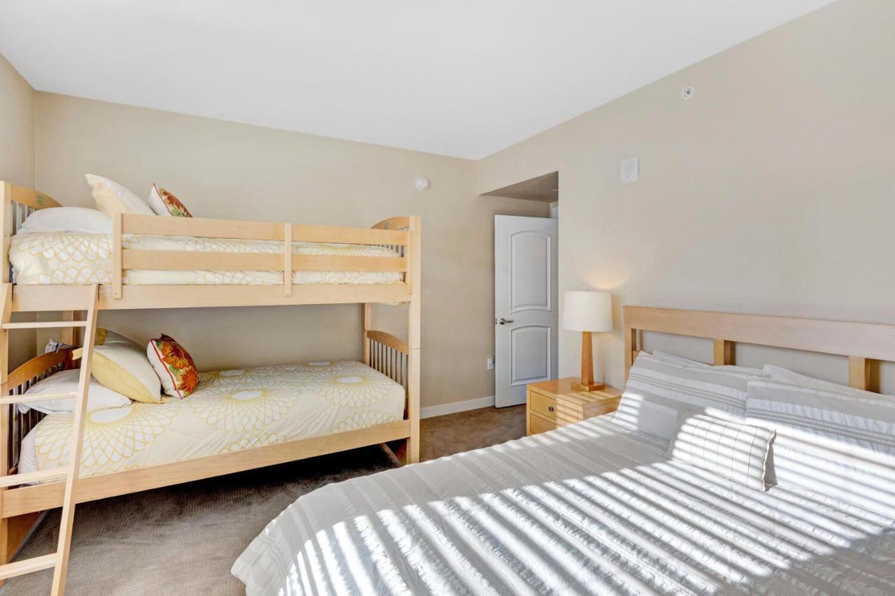 Holiday home Ski-out Luxury Condo: Hot Tub Views & Activity Perks Winter Park
