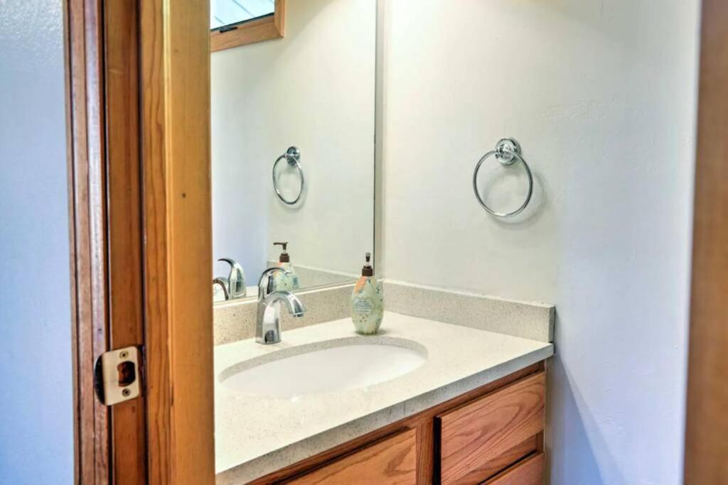 In, Walk Out! The Perfect Mountain Retreat! Casa de férias Crested Butte
