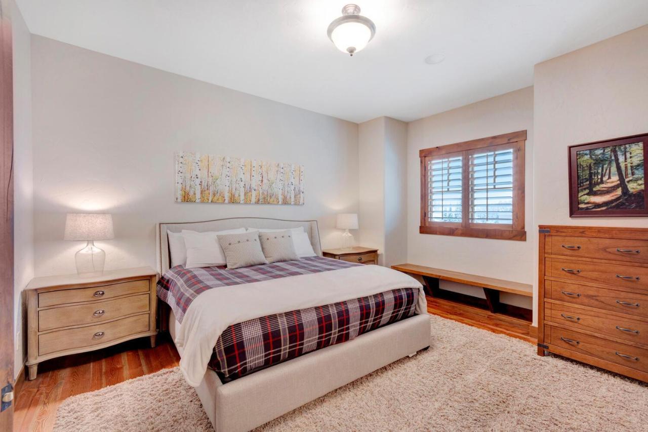 Ski-in/ski-out Luxury With Hot Tub And Mountain Views * Winter Park
