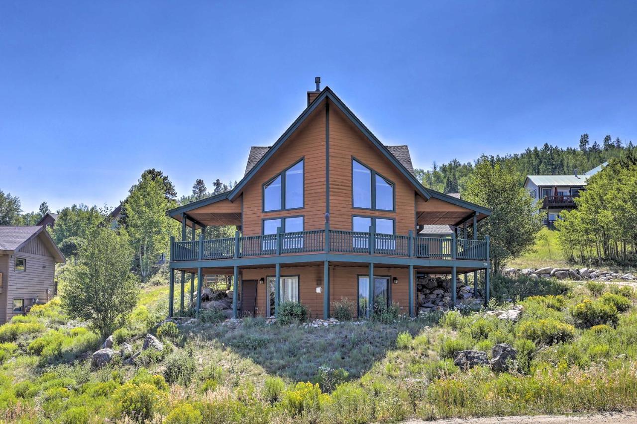 Holiday home Grand Retreat With Deck, Bar And Mountain Views
