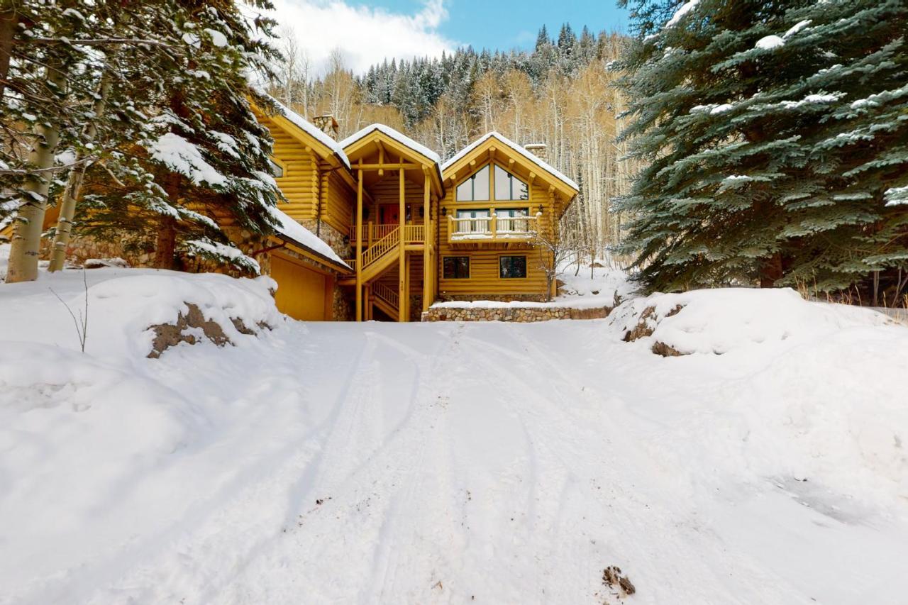 Spacious Mountain Retreat In East *