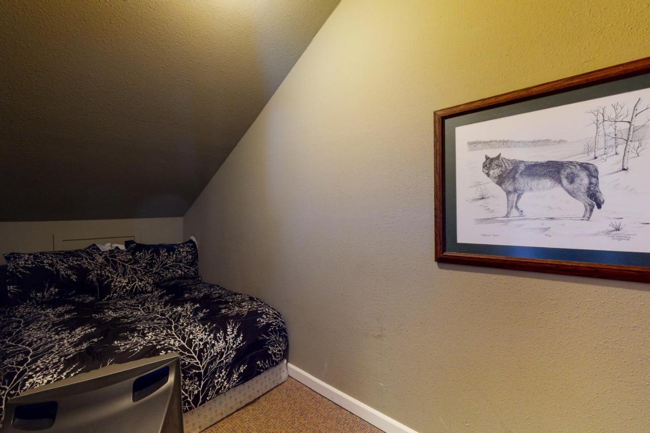 Remodeled 2 Bedroom East 6g With Hot Tub Market Free Shuttle Apartment Vail