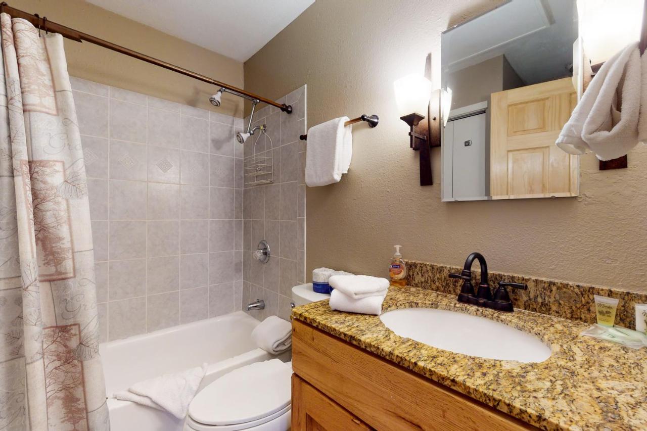 Apartment Remodeled 2 Bedroom East 6g With Hot Tub Market Free Shuttle *
