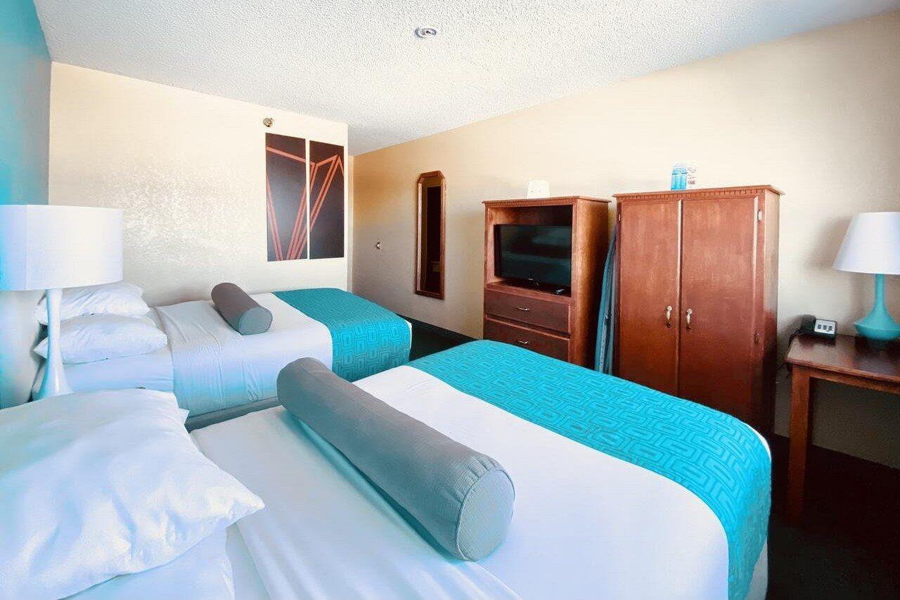 Howard Johnson By Wyndham Denver West Hotel Wheat Ridge