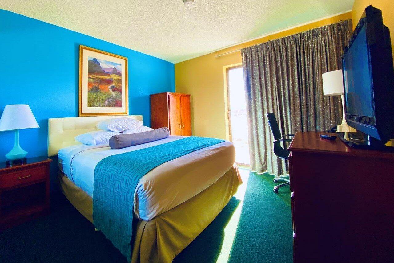 Howard Johnson By Wyndham Denver West Hotel Wheat Ridge