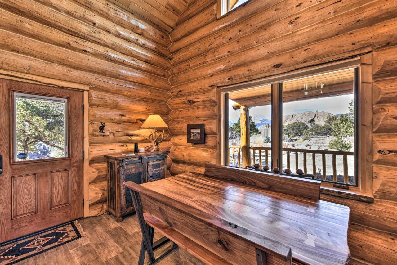 Holiday home Riverfront Retreat With Hot Tub Fish And Hike! *