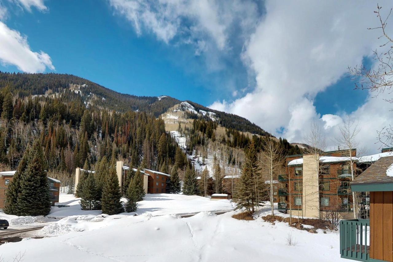Remodeled 2 Bedroom East #102 W/ Hot Tub. Steps To Shuttle. Apartment
