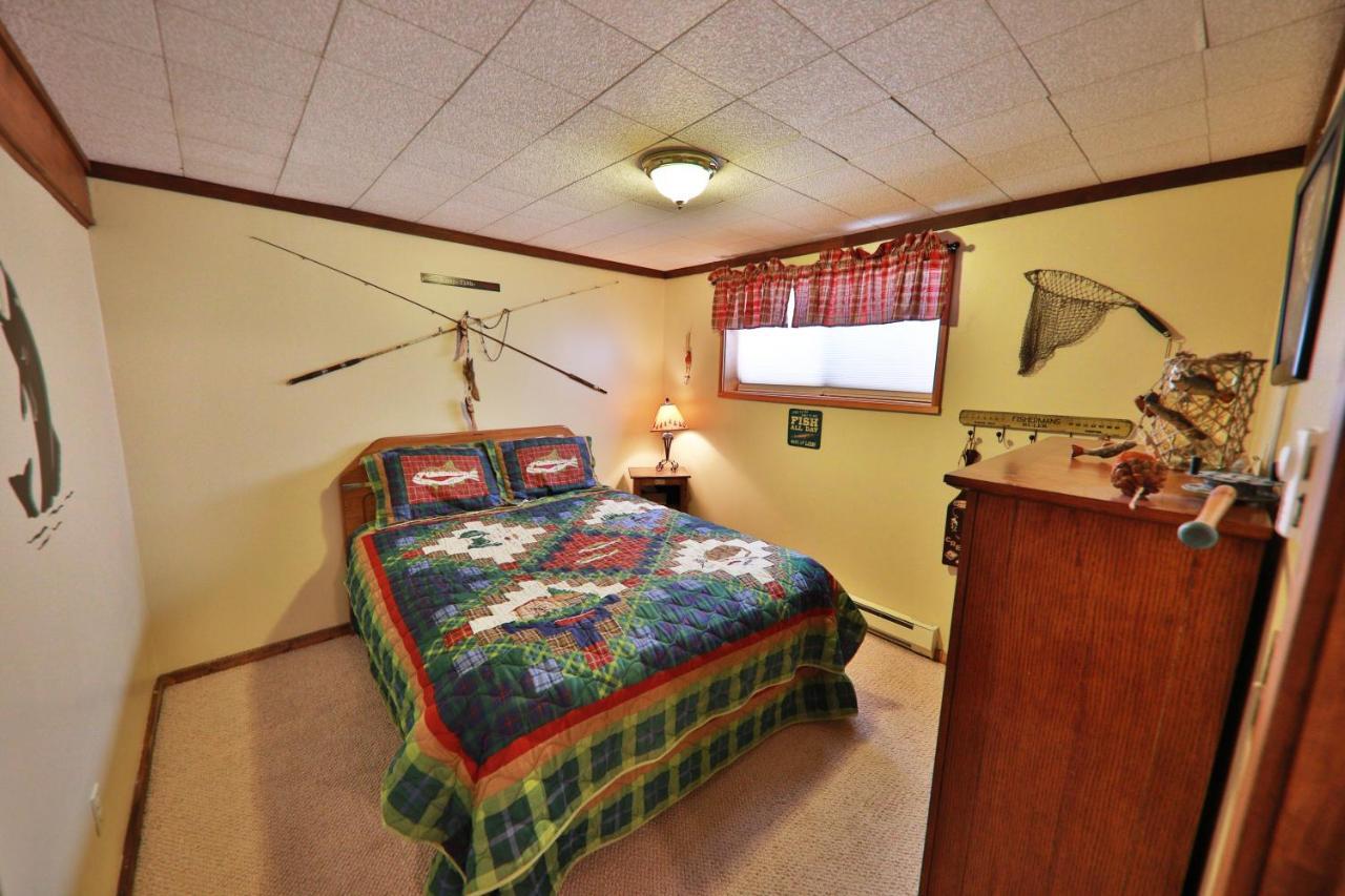 Chalet Mary Jane
