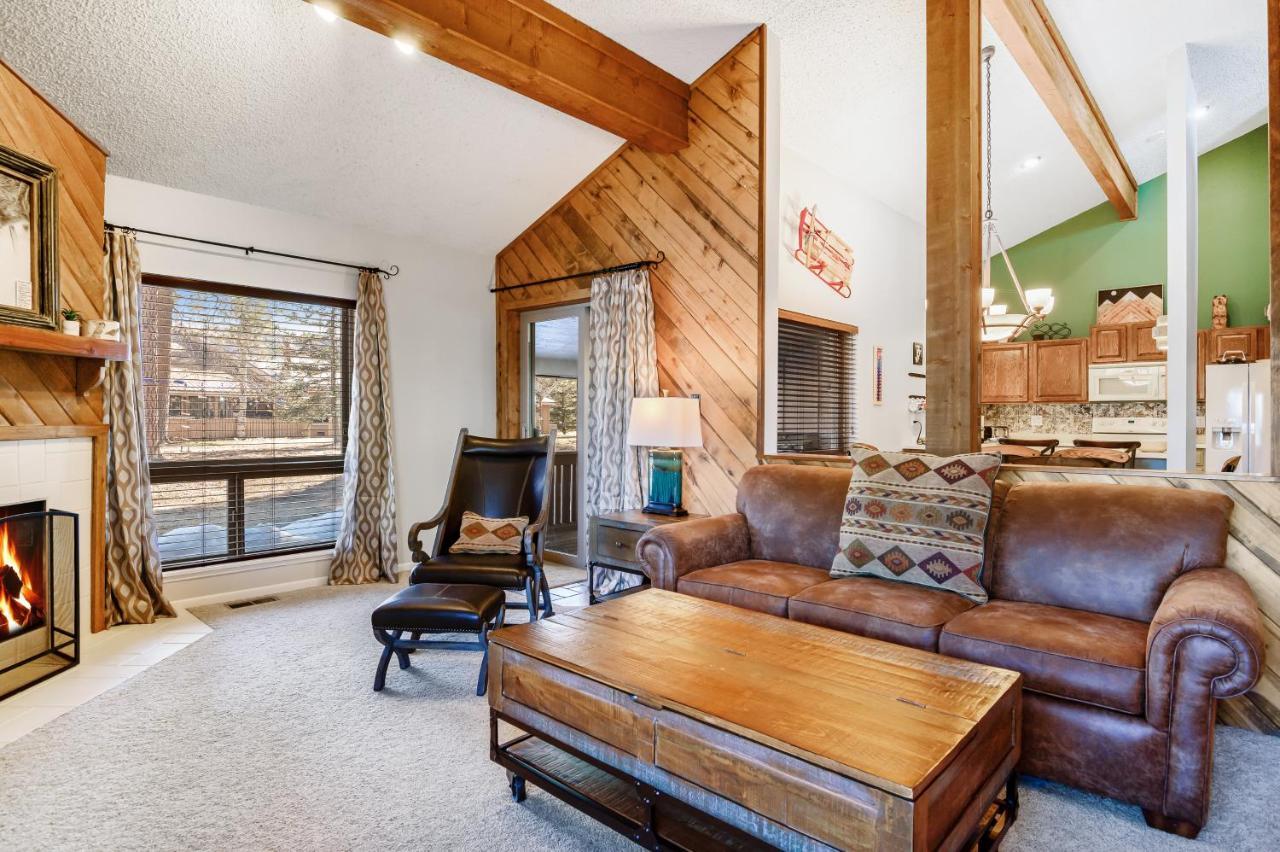 Pines 4042 Apartment *