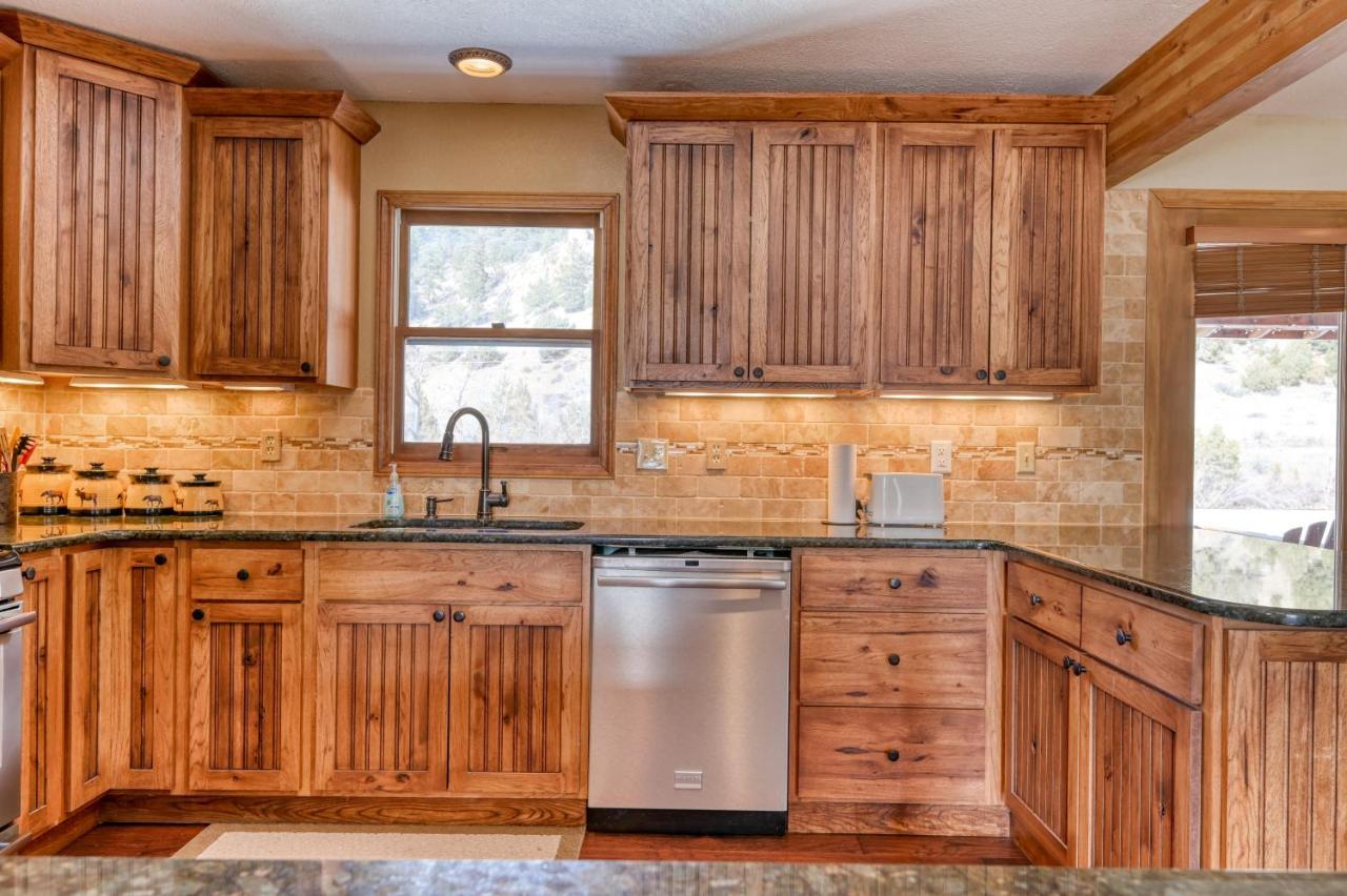 Landon Luxury * South Fork