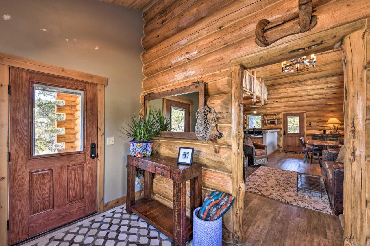 Holiday home Riverfront Retreat With Hot Tub Fish And Hike! *