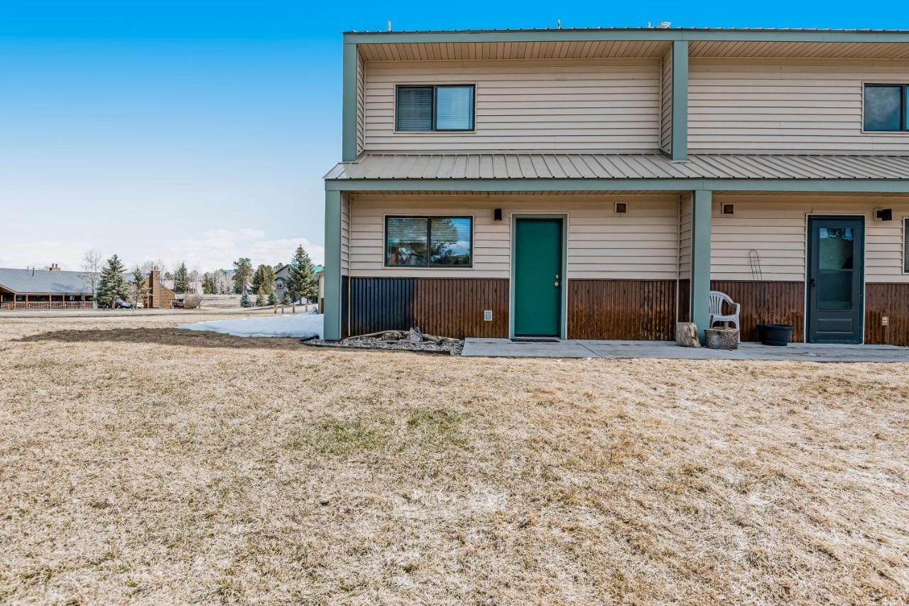 Modern Mountain Getaway & Pagosa Peaks Outlook *