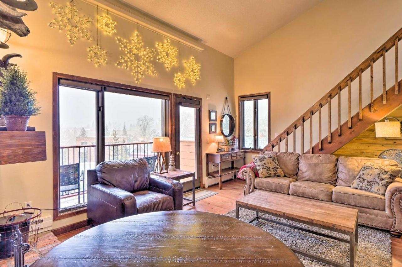 Cozy At Base Of Peak 9! *