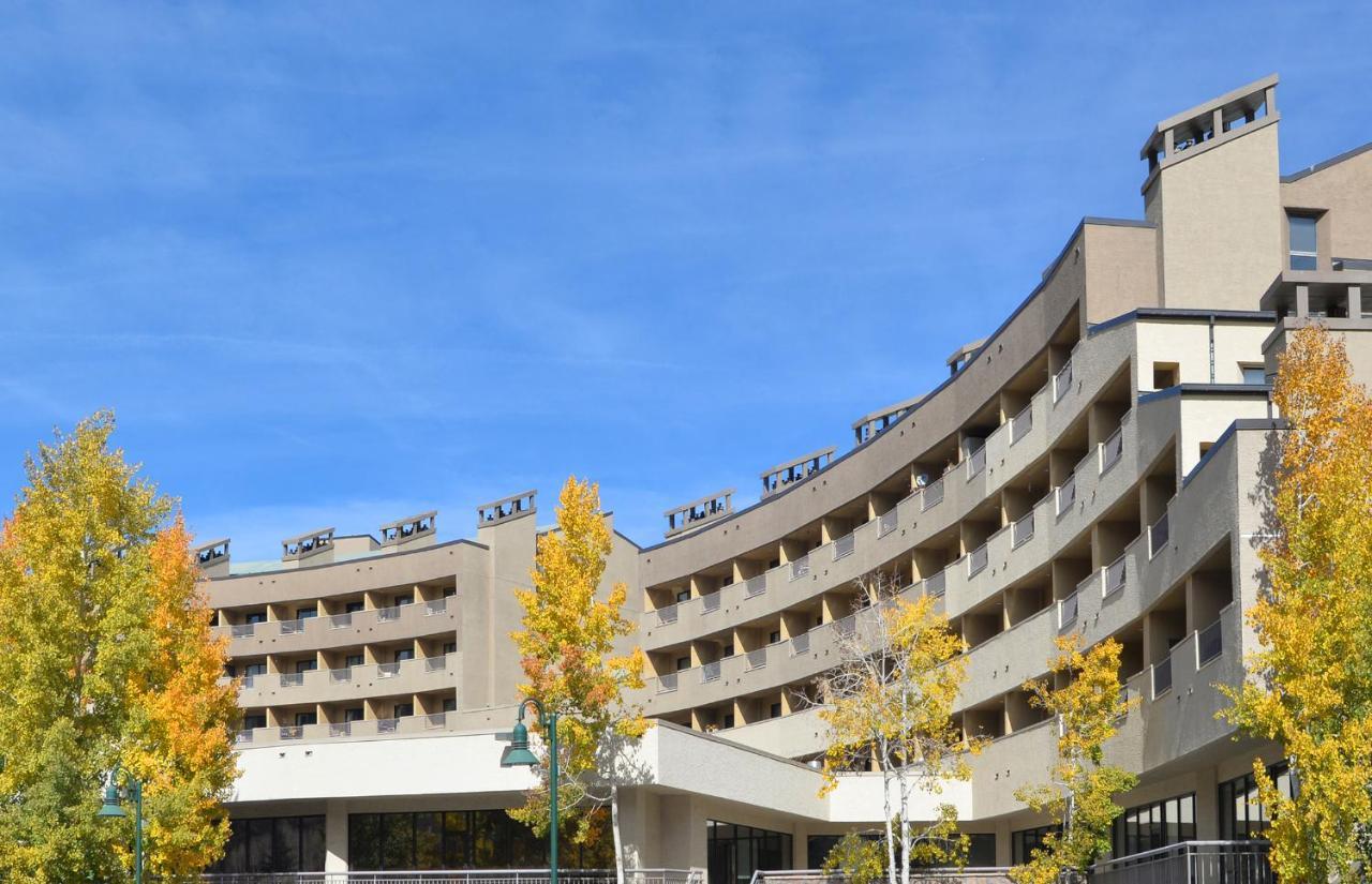 Seasons At Lodge *