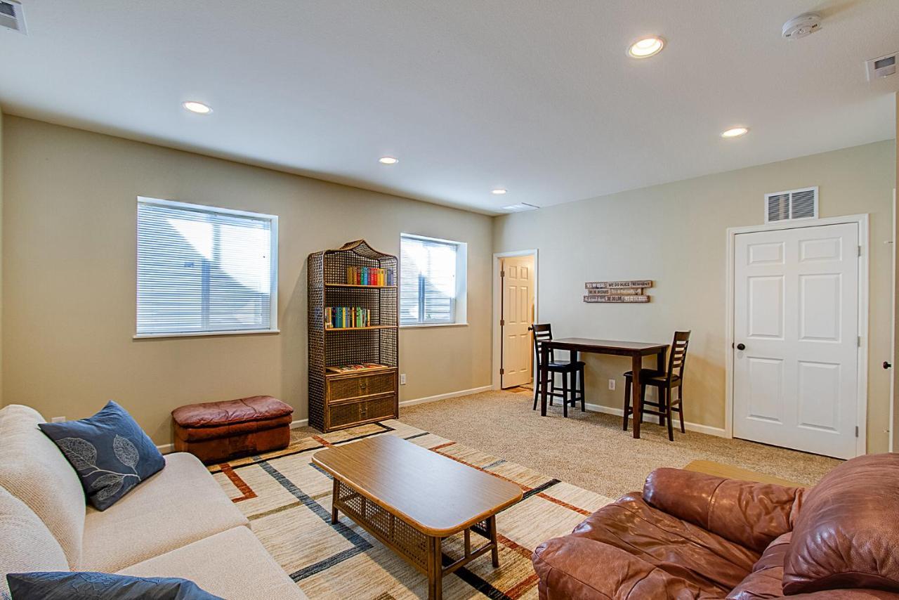 3808_somerset * Colorado Springs