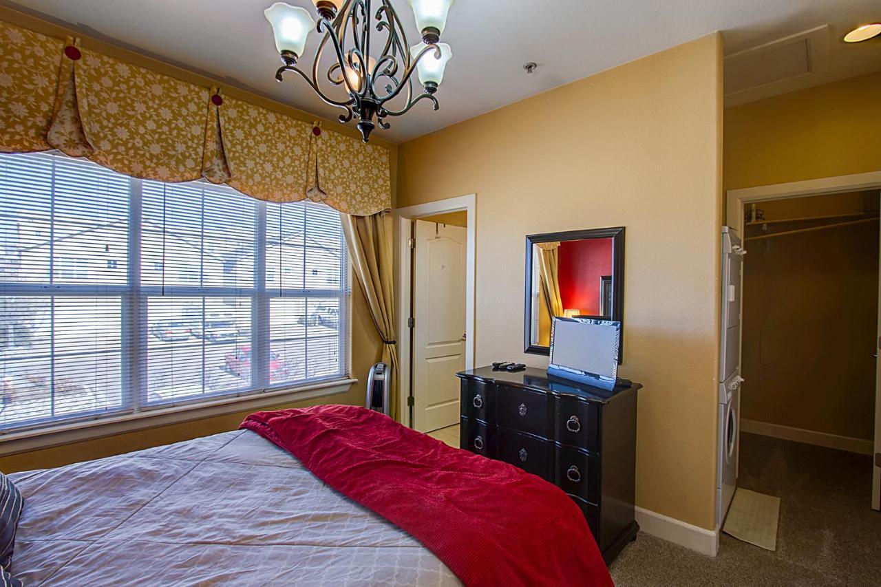 224_writers Way #b Apartment