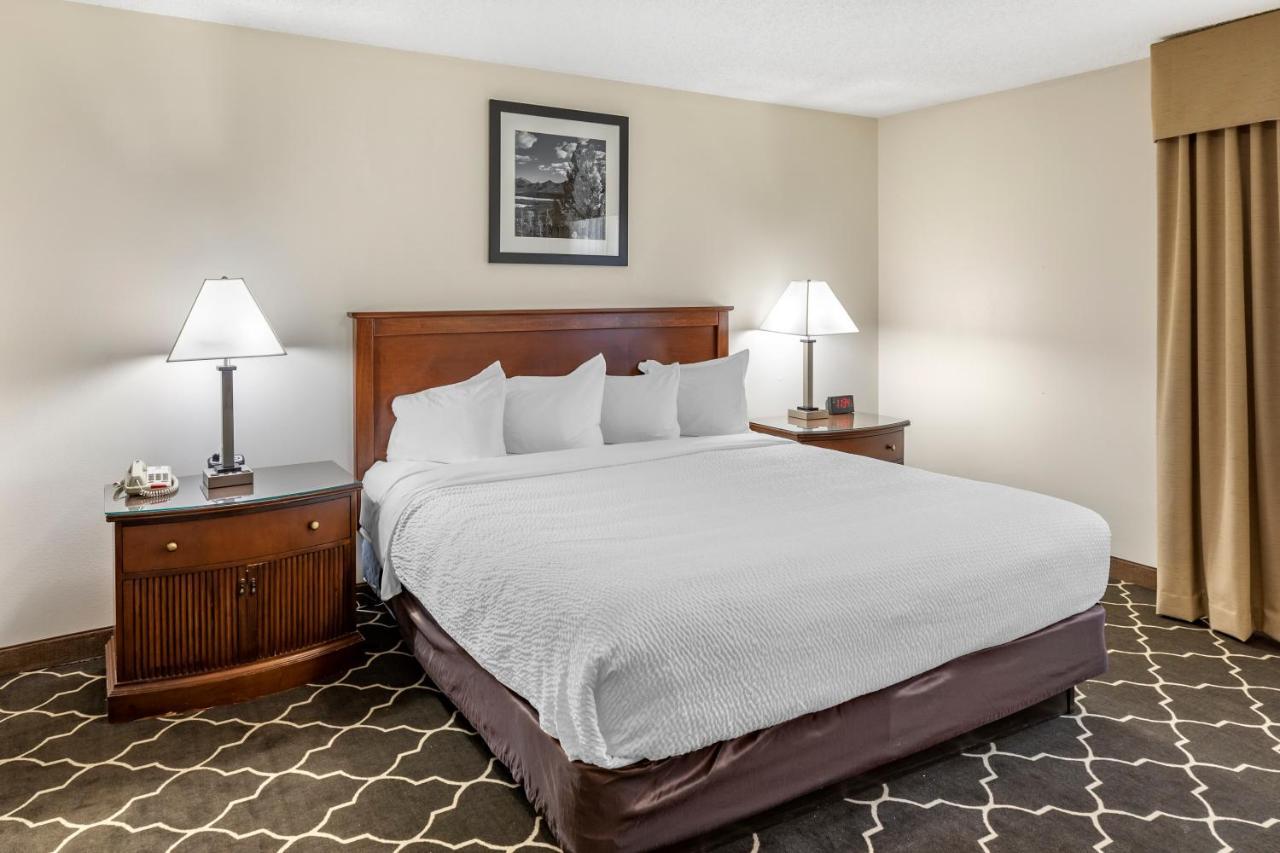 Quality & Hotel 2*