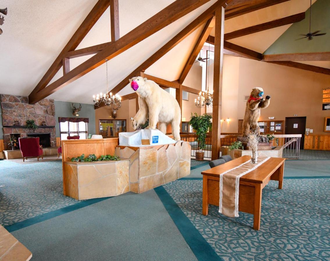 The At Silvercreek