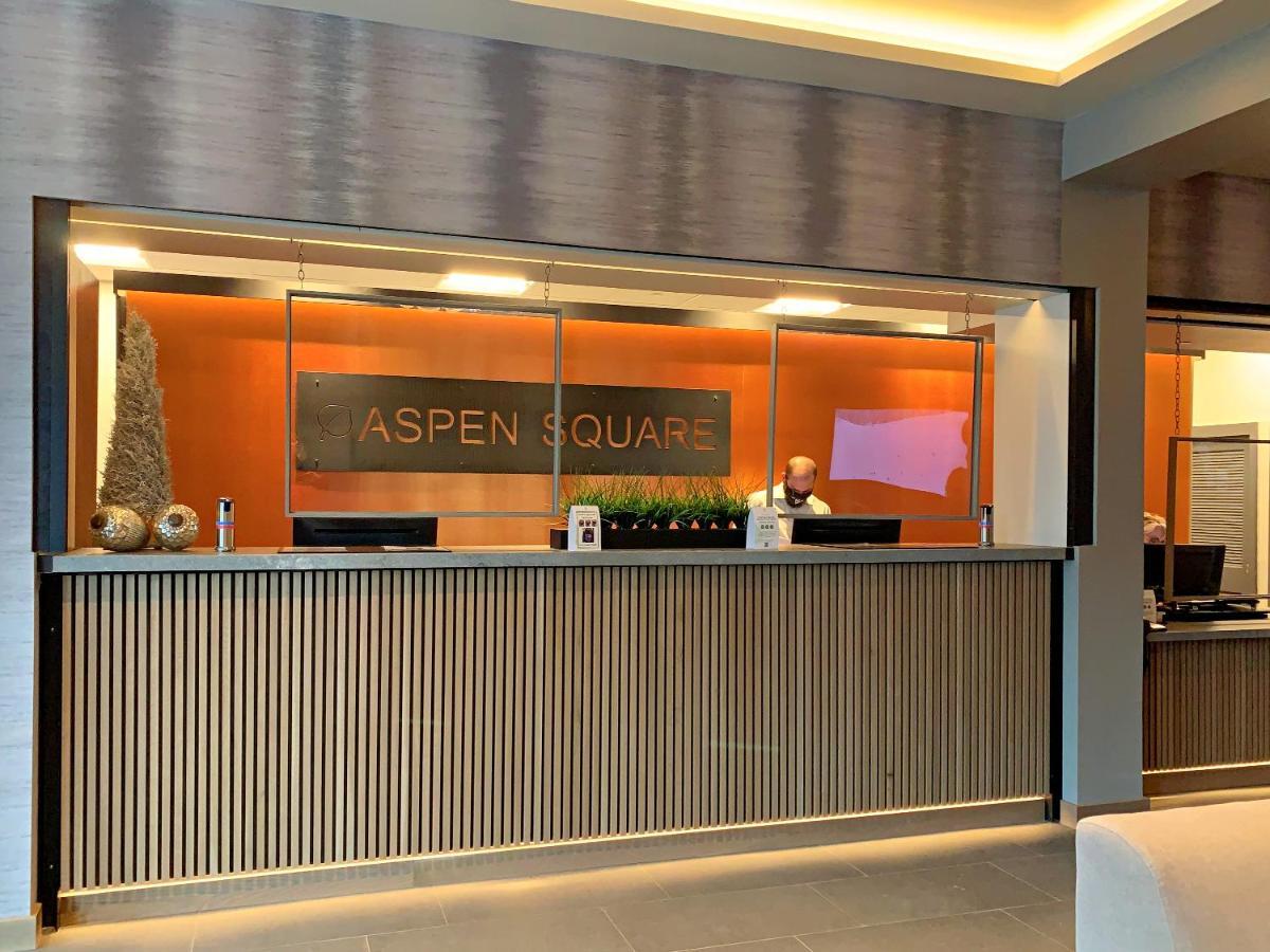 Square Condominium 3* Aspen