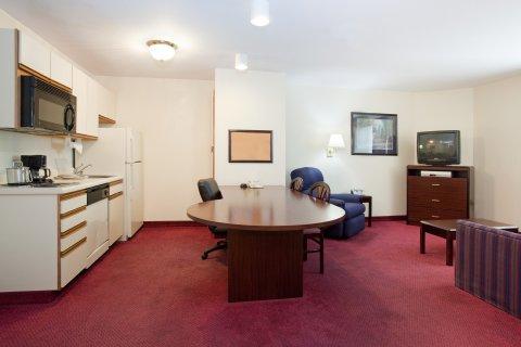 Sonesta Simply Denver West Federal Center Hotel 2*