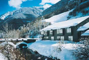 Mountainside Hotel 3*