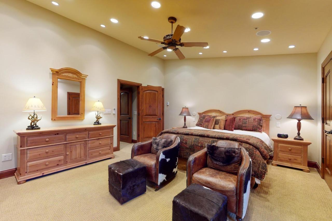 Lion Square East 307 Vail