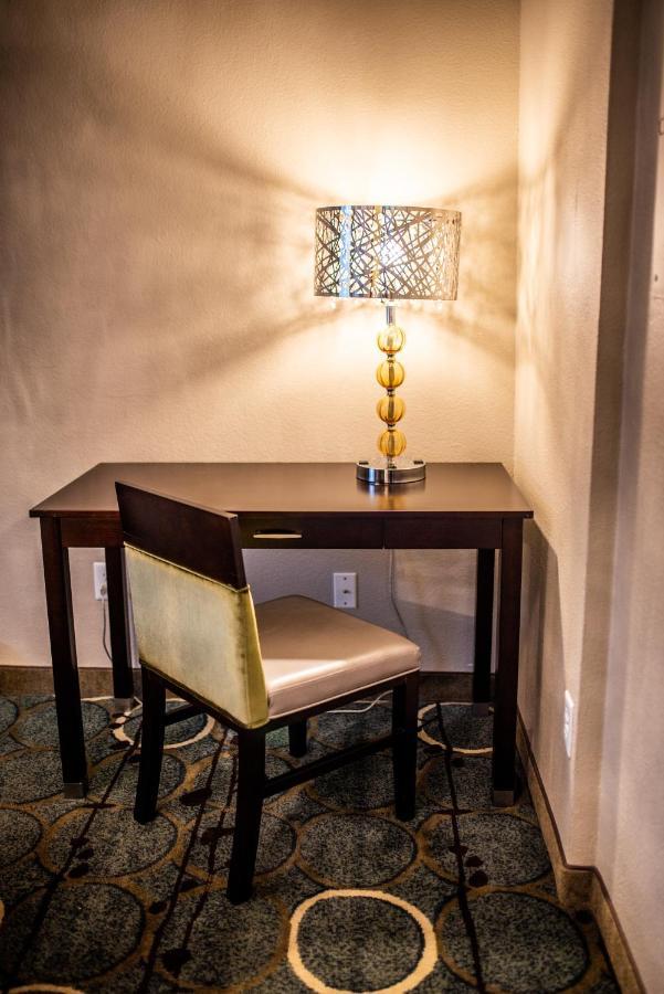 Gateway And Hotel 3*