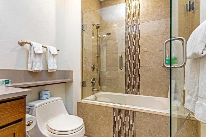 Apartment 2 Bedroom Mountain Vacation In The Heart Of Village Vail