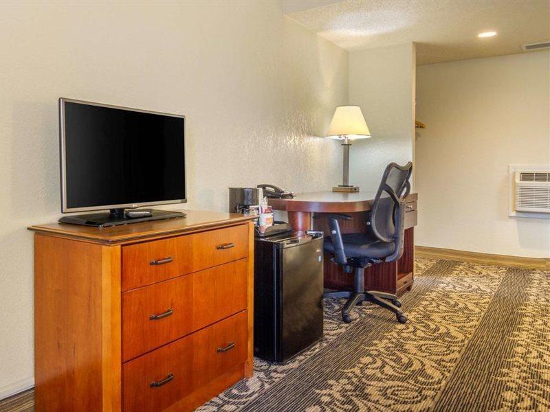 Rodeway Downtown Hotel 2*