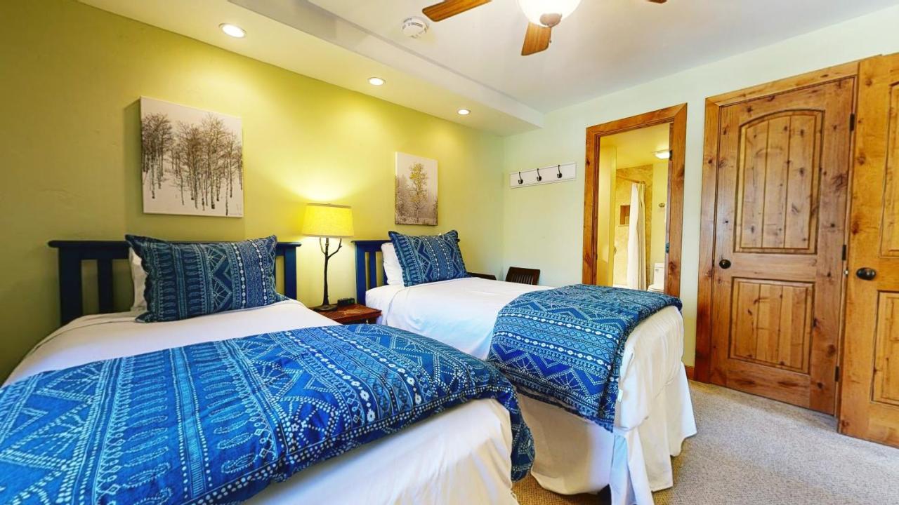 Vantage Point - Coraltree Collection 3* Vail