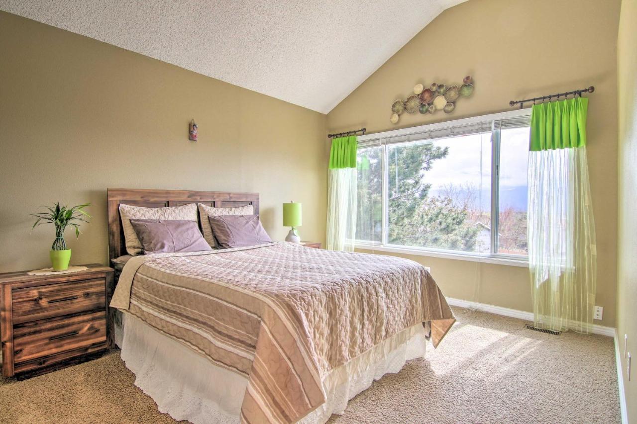 Cozy Abode 8 Mi To Downtown! Casa de férias Colorado Springs
