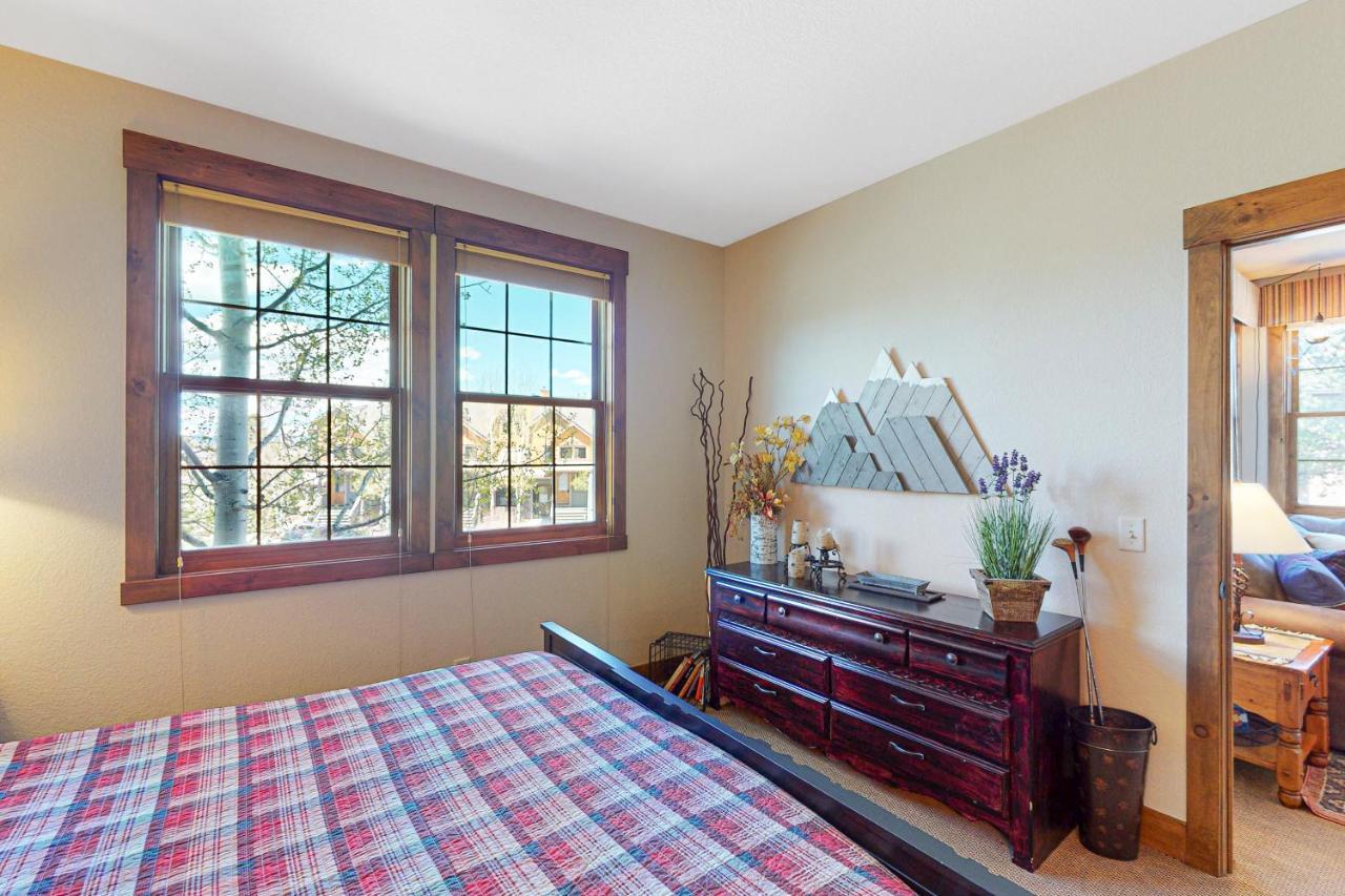 Kicking Horse 4-205 Granby