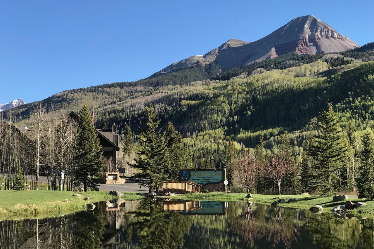 Cascade Village 352 Holiday home