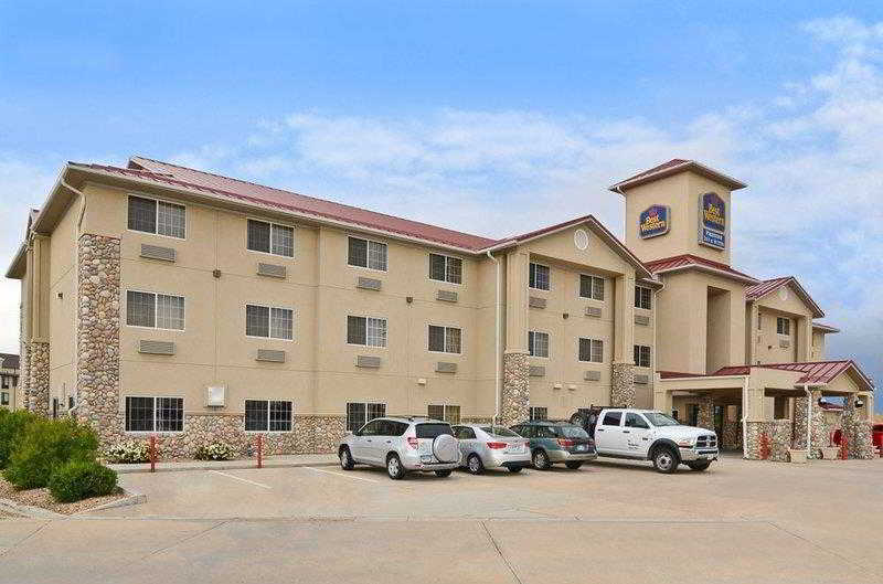 Western Firestone & 3* Longmont