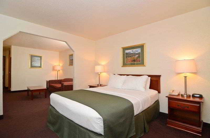 Western Firestone & Hotel Longmont