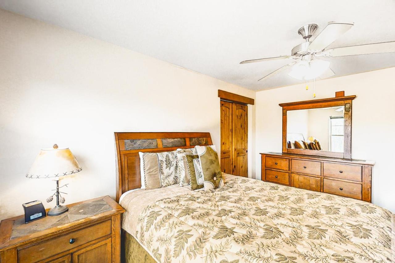 Apartment Arrowhead 31 *