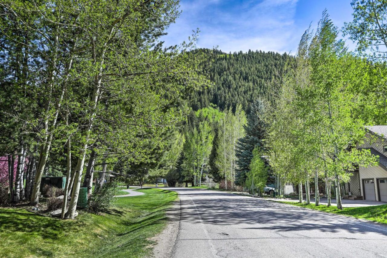 Holiday home Modern Townhome About 4 Miles To Beaver Creek Resort!