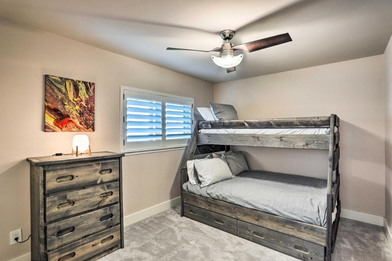 Modern Townhome About 4 Miles To Beaver Creek Resort! Holiday home Avon