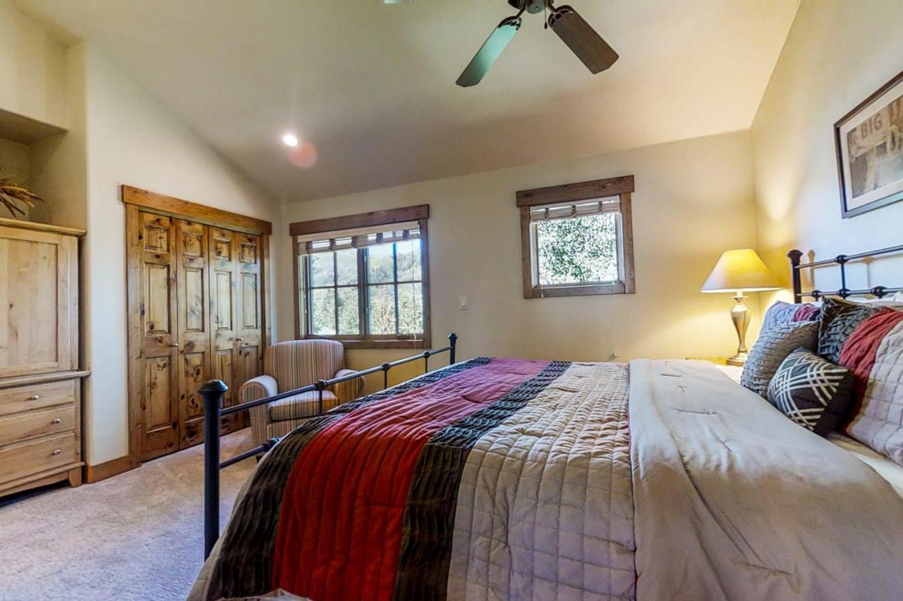 Pines At Orehouse 301 Ph2 Apartment Steamboat Springs