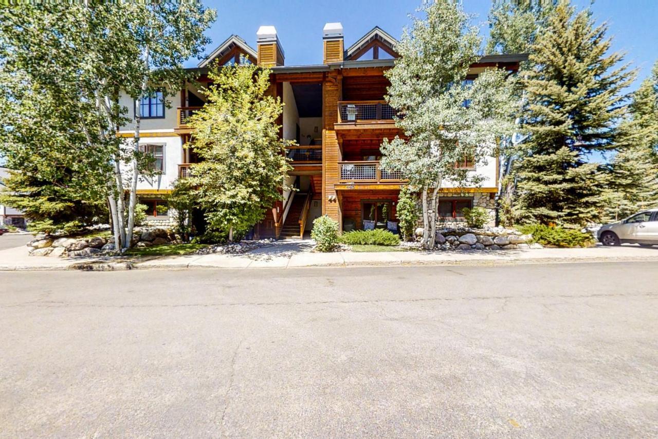 Pines At Orehouse 301 Ph2 Apartment Steamboat Springs