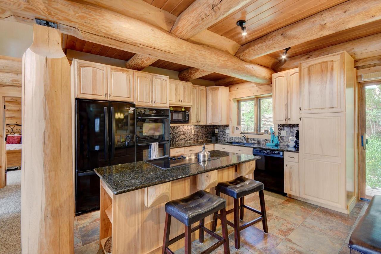 Mountain View Lodge: Luxury Log With Hot Tub And Activities Casa de férias
