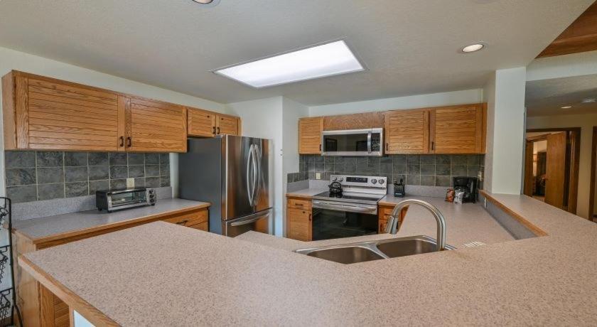 Apartment Gorgeous & Modern 3 Bedroom Plaza *