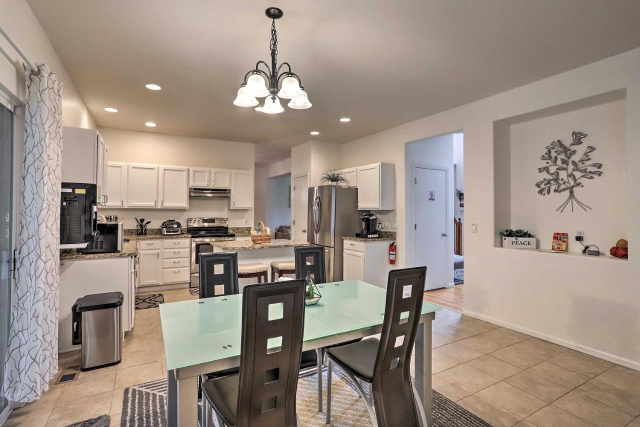 Spacious 15 Mi To Downtown Denver! * Thornton