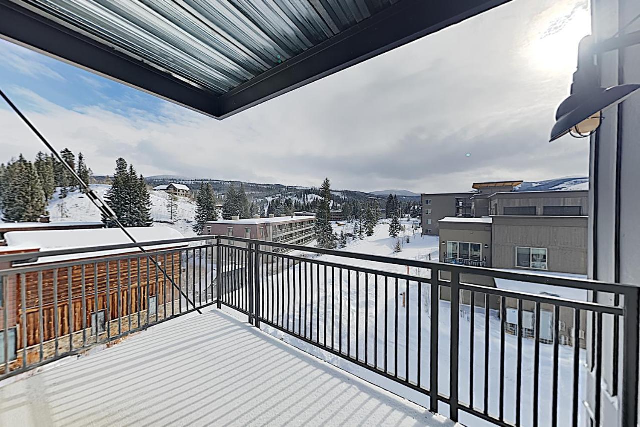 Luxury Loft 307: Mountain Views & Hot Tub Retreat Holiday home Winter Park