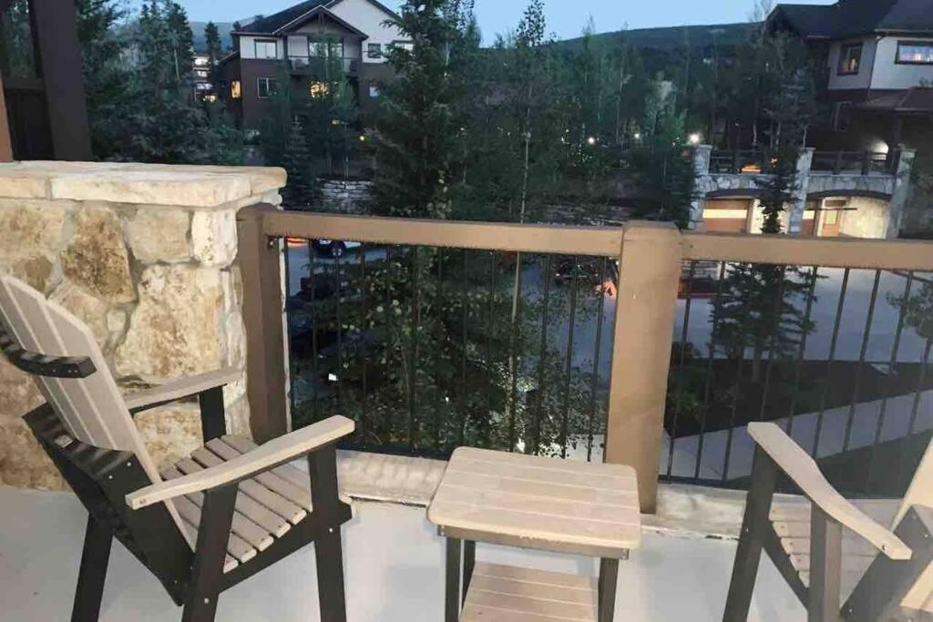 & Summer 1br 2beds With Parking & Amenities *
