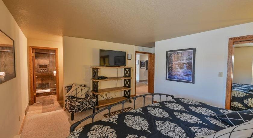 Apartment Gorgeous & Modern 3 Bedroom Plaza *