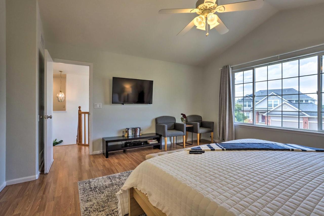 Spacious 15 Mi To Downtown Denver! Holiday home Thornton