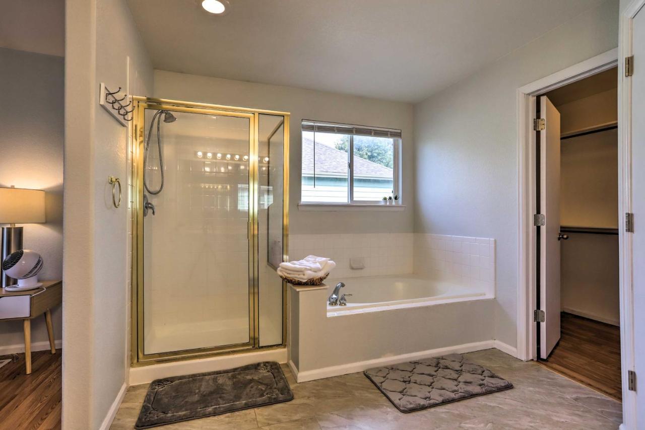 Spacious 15 Mi To Downtown Denver! Holiday home
