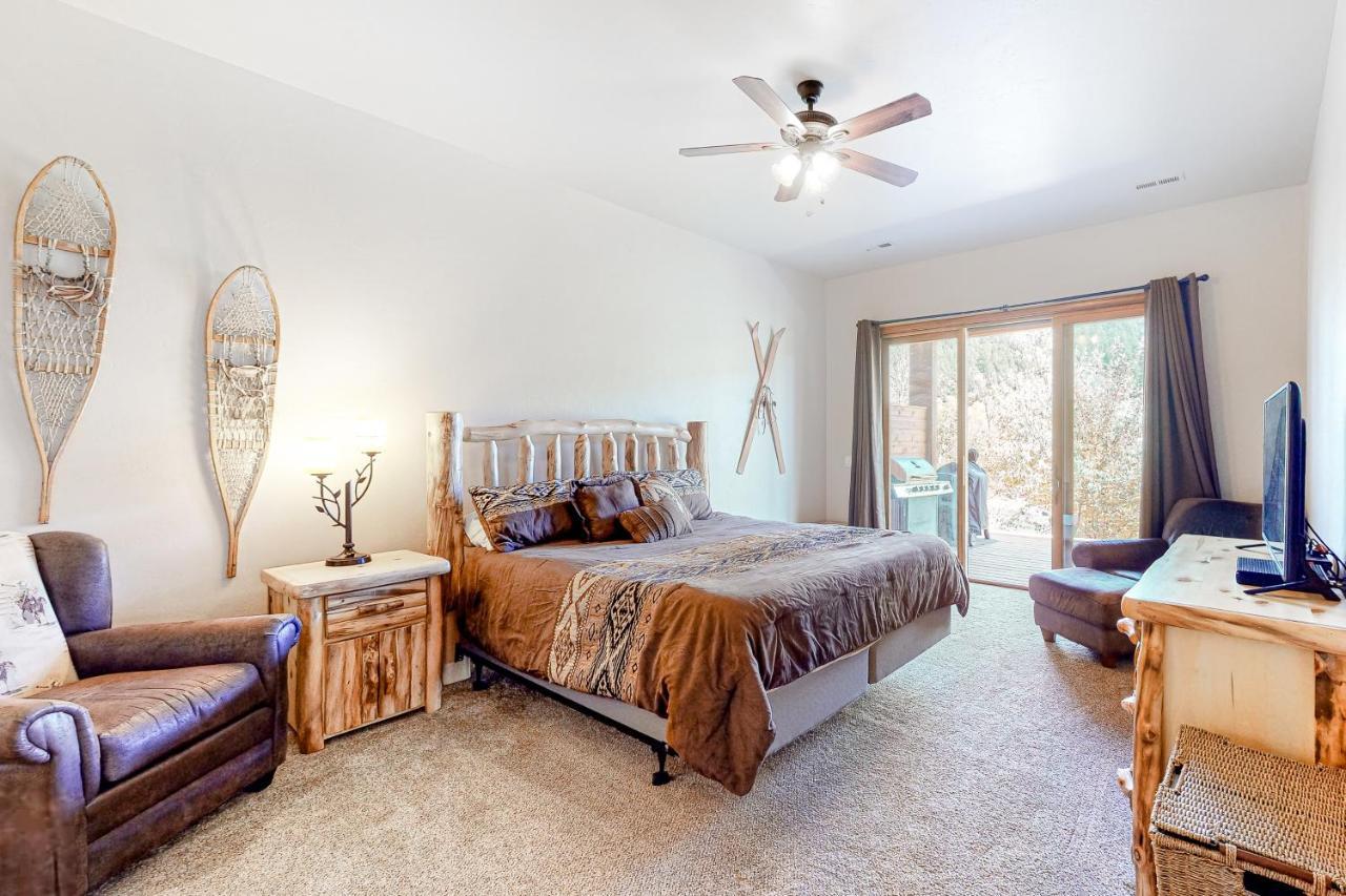 Cobblestone River Holiday home