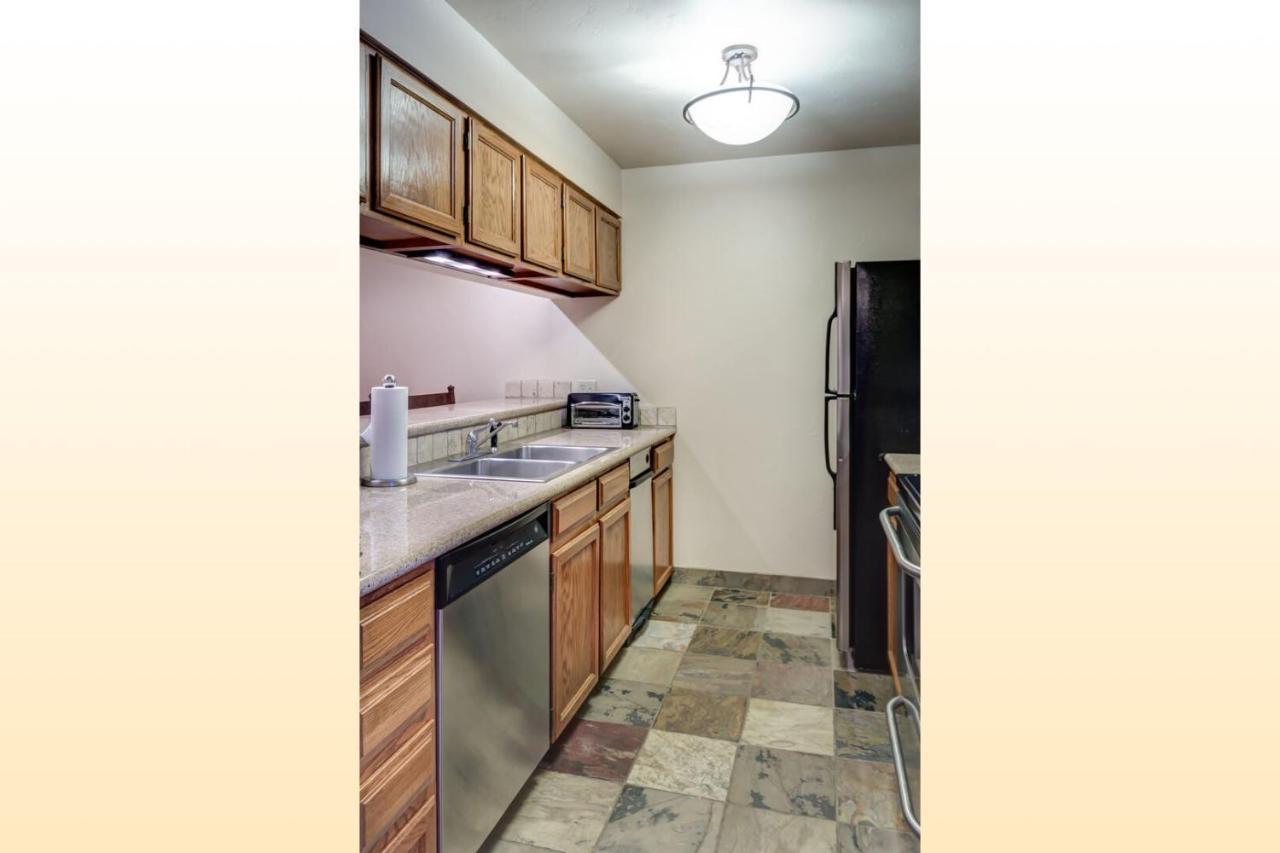 Bear Claw 315 - Ski-in Ski-out Condo! Apartment